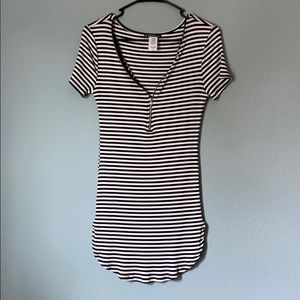 Black & white stripped dress